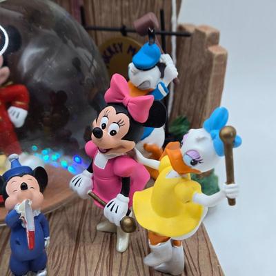 LOT 54F: Mickey Mouse Club House Musical Snow Globe