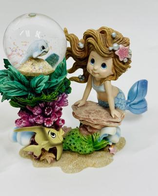 Lot of 2 Undersea Pals from the Rainbow Reef Figurine Collection mermaid