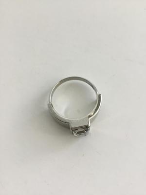Unmarked beautiful fashion ring