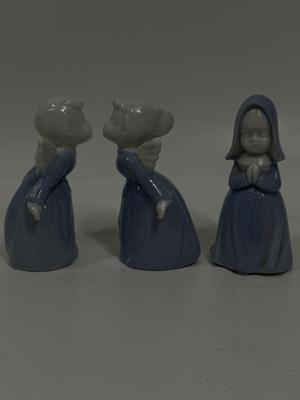 Vintage MCXM Inarco Praying Nun and Kissing Angel Figurines Blue Dresses Japan - Porcelain/Ceramic