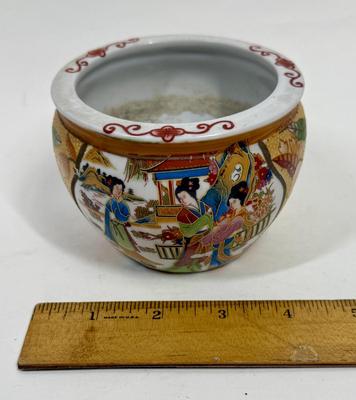 Chinese Satsuma Style Mini Porcelain Ceramic Pot