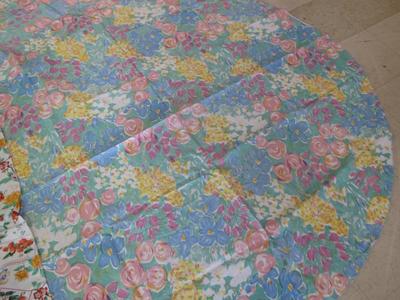 Table Cloths 2 Plastic & 1 Cloth