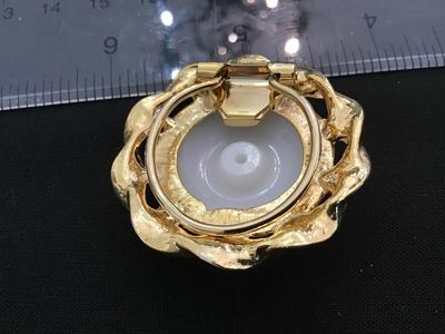 Faux Baroque Pearl Scarf Clip