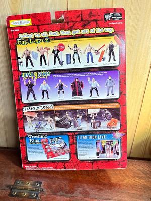 1999 WCW/NWO & WWF WRESTLING ACTION FIGURES