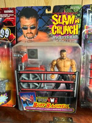 1999 WCW/NWO & WWF WRESTLING ACTION FIGURES