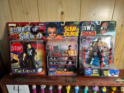 1999 WCW/NWO & WWF WRESTLING ACTION FIGURES