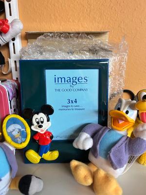 DISNEY’S MICKEY & MINNIE MOUSE, PLUTO, DONALD & DAISEY DUCK ITEMS