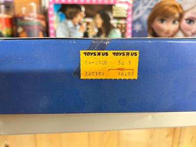 HIGH SCHOOL MUSICAL, FROZEN, POCAHONTAS & CINDERELLA ITEMS