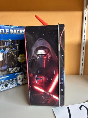 STAR WARS COLLECTIBLES