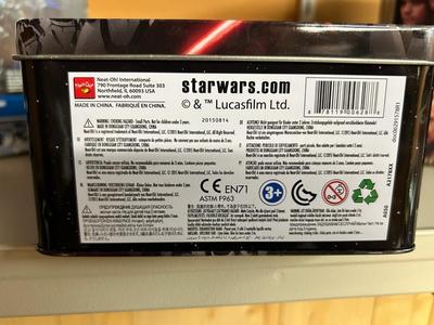 STAR WARS COLLECTIBLES