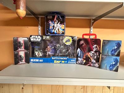 STAR WARS COLLECTIBLES