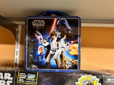 STAR WARS COLLECTIBLES