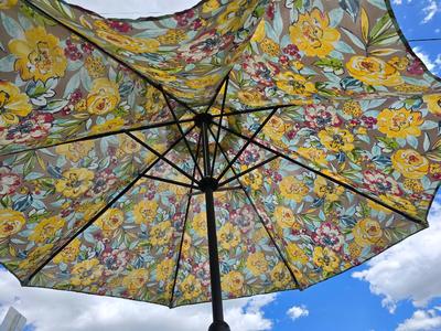 Floral Patio Umbrella with Base – Vintage-Inspired Outdoor Shade with weighted umbrella stand