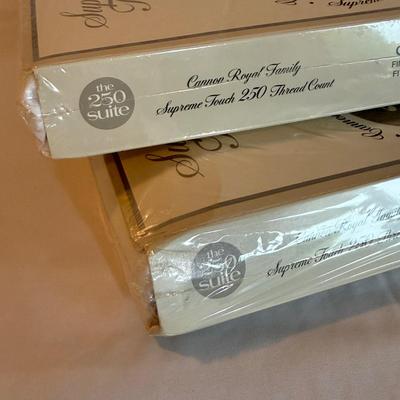 Brand New King Size Bedding by Mary Jane’s Farm & More (PB-HS)