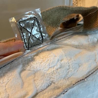 Brand New King Size Bedding by Mary Jane’s Farm & More (PB-HS)