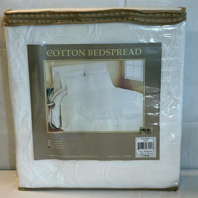 Brand New King Size Bedding by Mary Jane’s Farm & More (PB-HS)