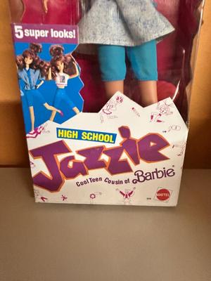 1988 COOL TEEN COUSIN OF BARBIES JAZZIE CHELSEA, DRINK CUPS , LUNCH BOX AND MORE