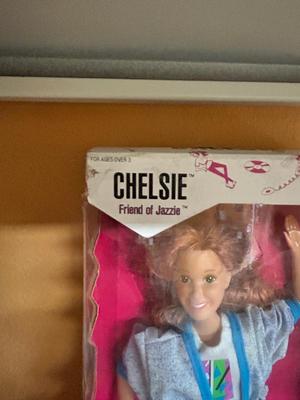 1988 COOL TEEN COUSIN OF BARBIES JAZZIE CHELSEA, DRINK CUPS , LUNCH BOX AND MORE