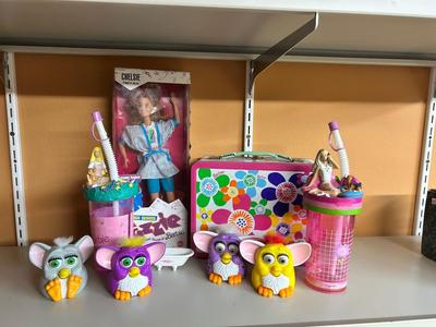 1988 COOL TEEN COUSIN OF BARBIES JAZZIE CHELSEA, DRINK CUPS , LUNCH BOX AND MORE