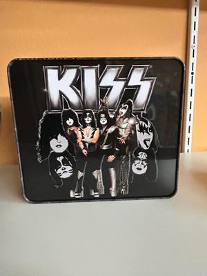 ELIVIS AND KISS COLLECTIBLE PEZ TINS & DINO AND BOZO PEZ CARS