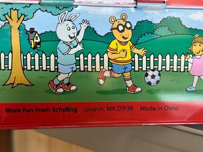 DORA THE EXPLORER, ARTHUR LJNCH TINS AND HELLO KITTY PEZ TIN