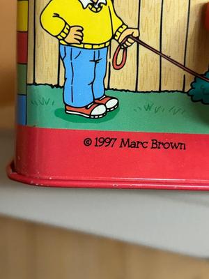 DORA THE EXPLORER, ARTHUR LJNCH TINS AND HELLO KITTY PEZ TIN