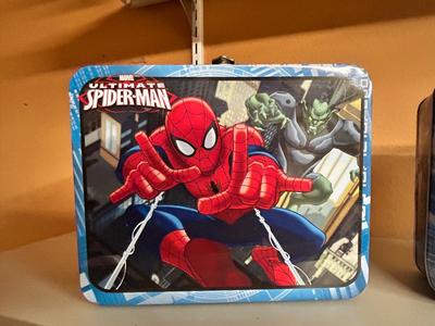 SPIDER-MAN LUNCHBOX WITH PUZZLE AND AVENGERS LUNCH BOX