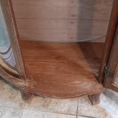 LOT 30: Vintage Curved Glass Curio Cabinet