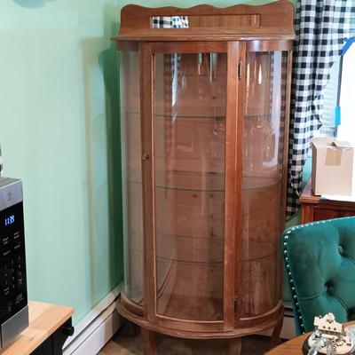 LOT 30: Vintage Curved Glass Curio Cabinet