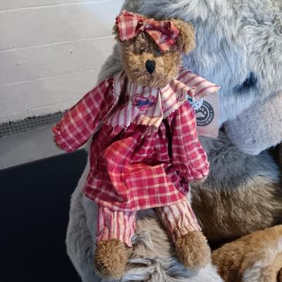 LOT 37: Grruff McDuff 28" Teddy Bear, Boyd's Bearwear Teddy, Effanbee Teddy Bear & More