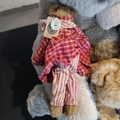 LOT 37: Grruff McDuff 28" Teddy Bear, Boyd's Bearwear Teddy, Effanbee Teddy Bear & More