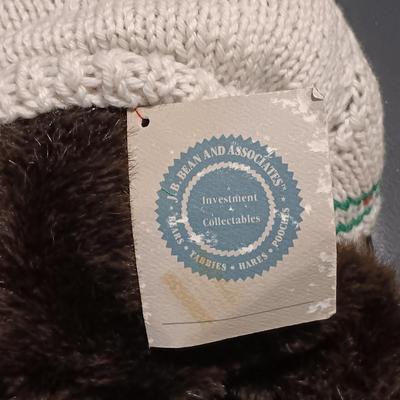 LOT 40: Gund Collectors Classic Panda Bear, Gund Collectors Classic Brown Bear, J.J. Bean Teddy Bear & More
