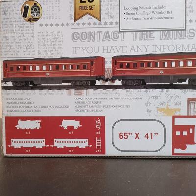 LOT 41: Lionel Trains Harry Potter Hogwarts Express 28-Pc Train Set