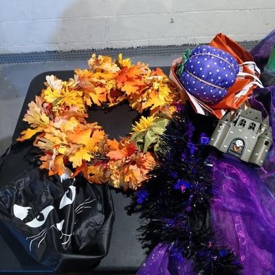 LOT 42: Large Halloween & Autumn Decor Lot