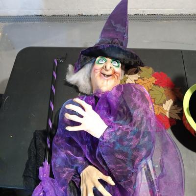 LOT 42: Large Halloween & Autumn Decor Lot