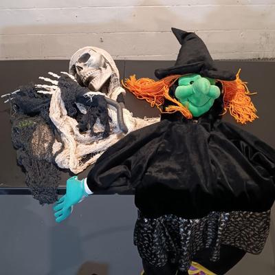 LOT 42: Large Halloween & Autumn Decor Lot