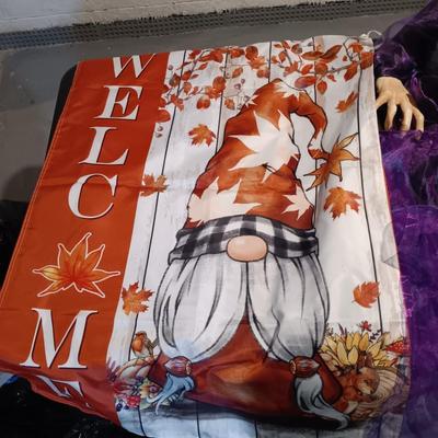 LOT 42: Large Halloween & Autumn Decor Lot