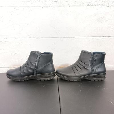 LOT 45: Women's Size 11 DolceVita Orelia Ankle Boots, Size 11 EasyStreet Slip Resistant Boots & Mid-Calf Sz 10.5" Faux...