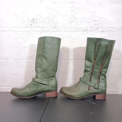 LOT 45: Women's Size 11 DolceVita Orelia Ankle Boots, Size 11 EasyStreet Slip Resistant Boots & Mid-Calf Sz 10.5" Faux...