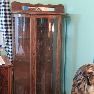 LOT 46: Vintage Curved Glass Curio Cabinet