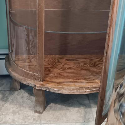 LOT 46: Vintage Curved Glass Curio Cabinet