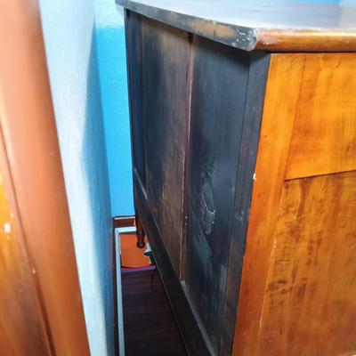LOT 146: Antique Birdseye Maple Chest of Drawers