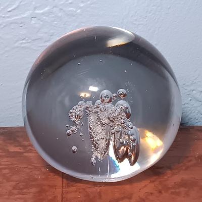 LOT 148: Vintage Controlled Bubble Art Glass Paperweight with Brass Elephant Base / Incense Burner