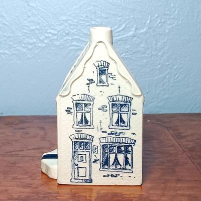 LOT 151: Delft Blue Distel House Ashtray, Delft Toothpicker Holder, Delft Bottle Made for Bols Royal Distilleries & More