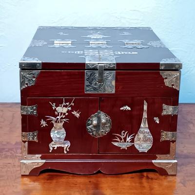 LOT 157: Vintage Chinese Lacquer Vanity Box with Mother of Pearl Inlay and Floral Etched Silver-Tone Fixtures
