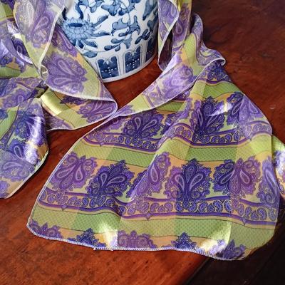 LOT 158: Vintage Hats and Scarves- Derby, E. Chard Doerr, Ellen Tracy & More