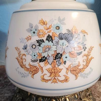 LOT 160: Vintage Quoizel Gone with the Wind Style Hurricane Lamp
