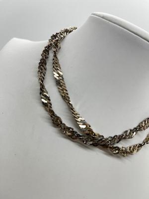 LOT 253J: Pretty Vintage Sterling Silver Twisted Chain - 20 Grams