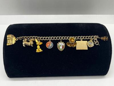 LOT 258J: Vintage 1949 Charm Bracelet - Christmas Tree Charm is Marked 14K - 7"
