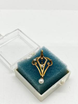 LOT 259J: 10K Antique Handmade Yellow Gold and Seed Pearl Pendant -1 GTW